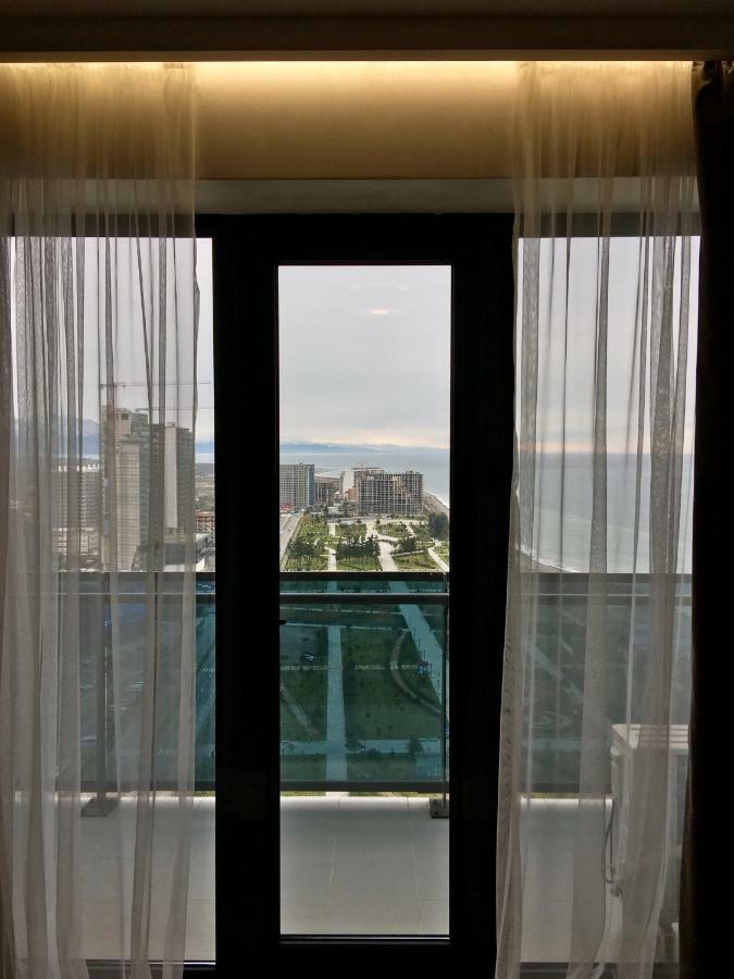 Coast Batumi Apart Hotel Exterior foto