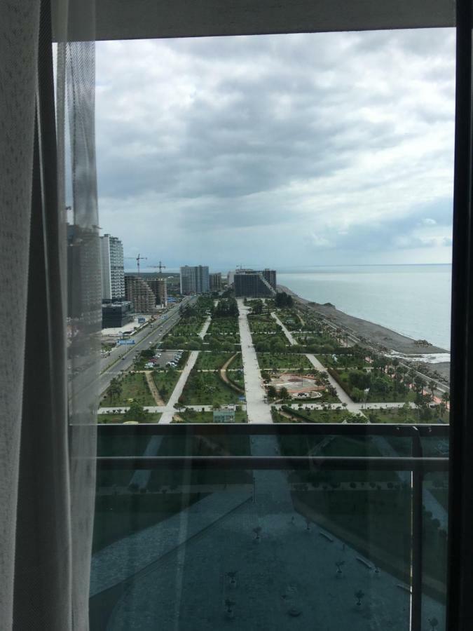 Coast Batumi Apart Hotel Exterior foto